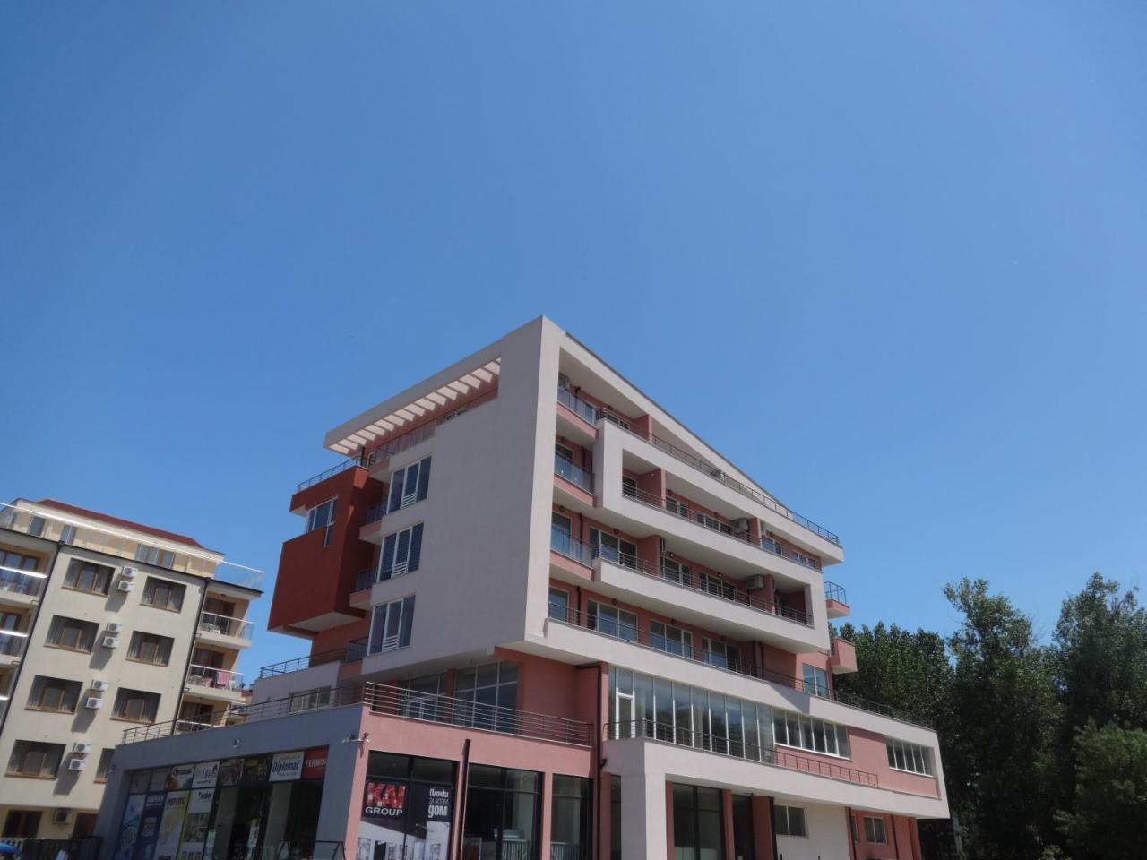 Capuccino Guest Apartments - Free Parking And Wi-Fi Sunny Beach Dış mekan fotoğraf